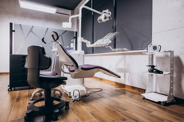 Top Cosmetic Dentist in Toronto: Transform Your Smile Today