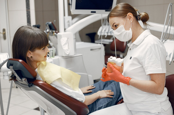 Transform Your Smile with Invisalign in Abbotsford at Lifetime Dental at Sevenoaks