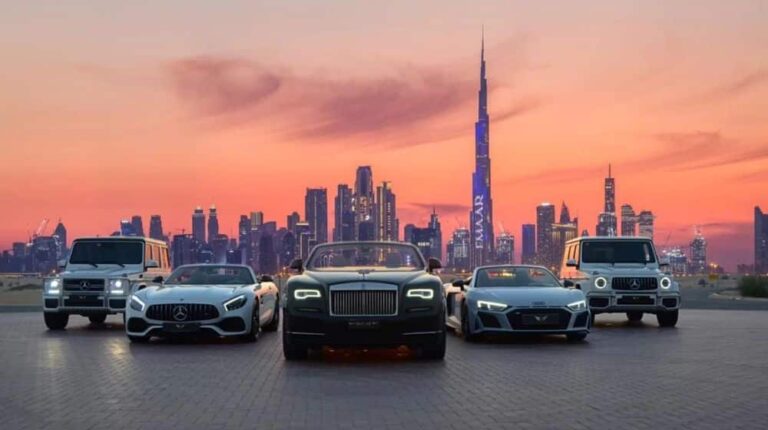 "Indulge in Opulence: The Ultimate Luxury Car Rental Experience in Dubai"