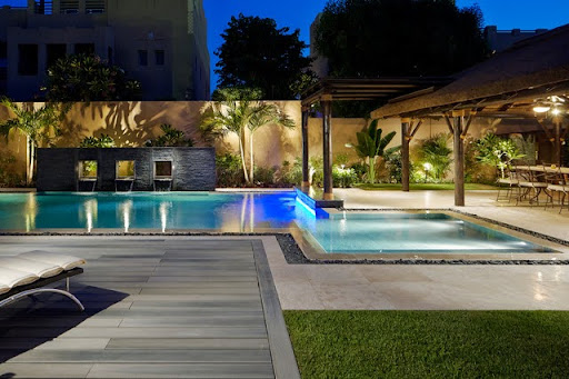 The Role of Swimming Pool Contractors in Dubai: Key Considerations and Services