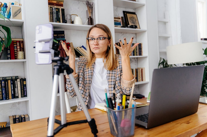 List of Questions Students Must Ask Before Hiring an Assignment Helper