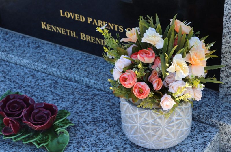 What to Expect When Organizing a Memorial Service